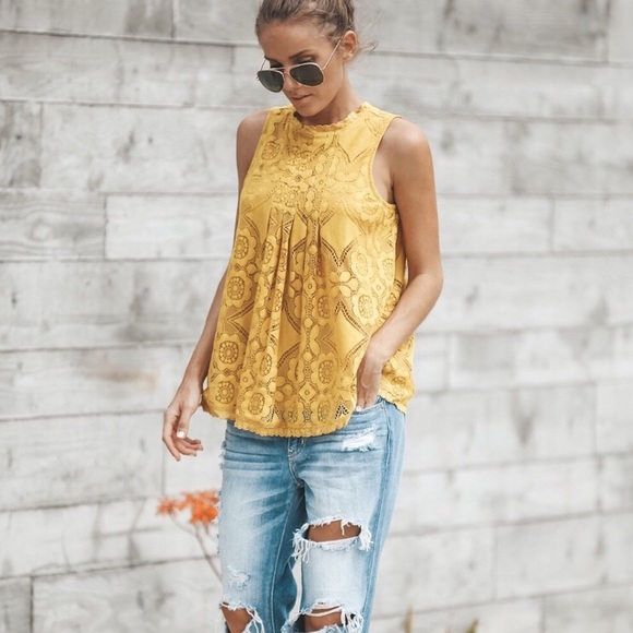 Gorgeous yellow top - Picture 3 of 6